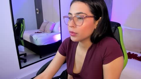 desire online show from 25, 3, 2026