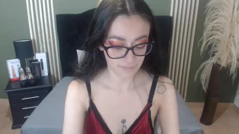 Desiring Angel online show from 10, 1, 2025