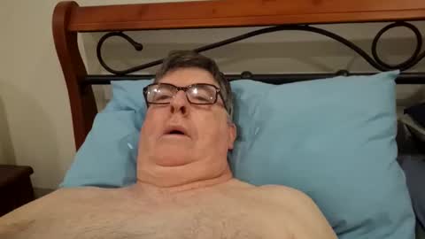 Desmon1958 online show from 18, 3, 2026