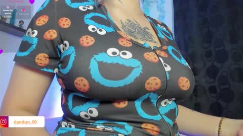 Snapshot of destiny14_ chatting on 15, 10, 2025 Dani online show from 15, 10, 2025