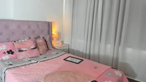 Snapshot of destinysweet21 chatting on 25, 2, 2026 destinysweet21 online show from 25, 2, 2026