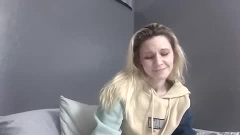 desturbingdetale699 online show from 23, 12, 2024