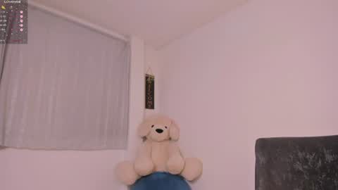 desty_y online show from 11, 7, 2026