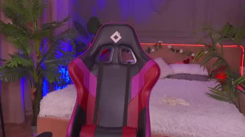 Snapshot of devilinee chatting on 11, 2, 2025 devilinee online show from 11, 2, 2025