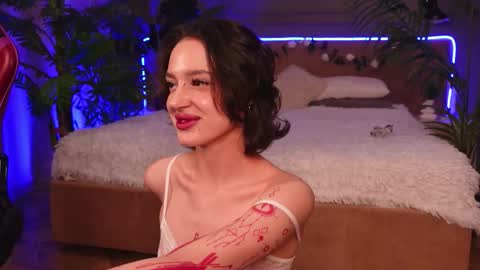 Snapshot of devilinee chatting on 16, 11, 2025 devilinee online show from 16, 11, 2025