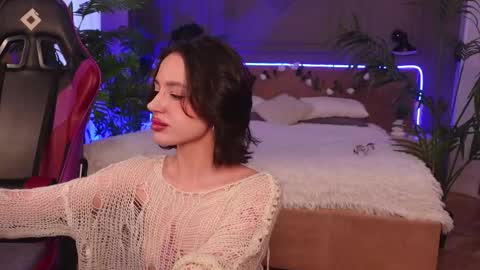 Snapshot of devilinee chatting on 19, 11, 2025 devilinee online show from 19, 11, 2025