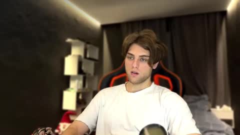 Snapshot of devilnut1 chatting on 9, 11, 2025 devilnut1 online show from 9, 11, 2025