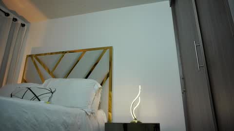 Snapshot of devin_hunter chatting on 6, 2, 2025 Devin Hunter online show from 6, 2, 2025