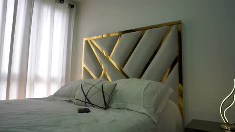 Snapshot of devin_hunter chatting on 13, 2, 2025 Devin Hunter online show from 13, 2, 2025