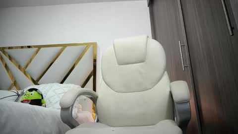 Snapshot of devin_hunter chatting on 17, 9, 2025 Devin Hunter online show from 17, 9, 2025