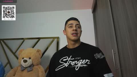 Snapshot of devin_hunter chatting on 15, 11, 2025 Devin Hunter online show from 15, 11, 2025