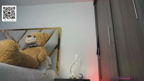 Snapshot of devin_hunter chatting on 25, 11, 2025 Devin Hunter online show from 25, 11, 2025