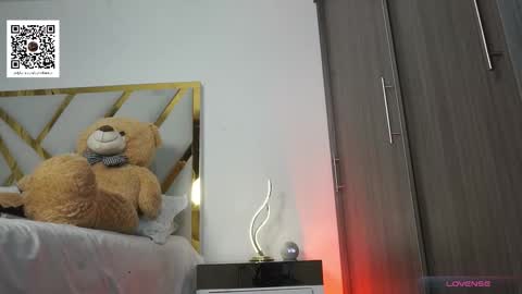 Snapshot of devin_hunter chatting on 3, 12, 2025 Devin Hunter online show from 3, 12, 2025