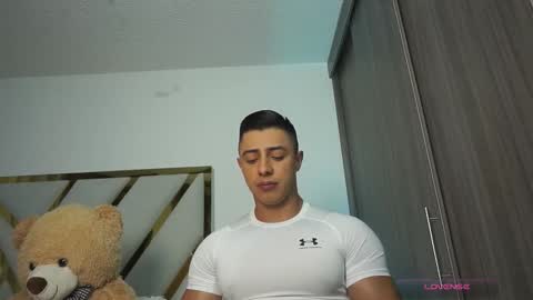 Snapshot of devin_hunter chatting on 20, 12, 2025 Devin Hunter online show from 20, 12, 2025