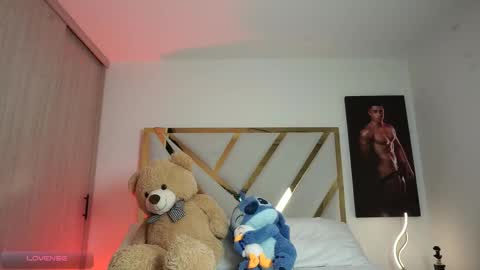 Snapshot of devin_hunter chatting on 15, 2, 2026 Devin Hunter online show from 15, 2, 2026