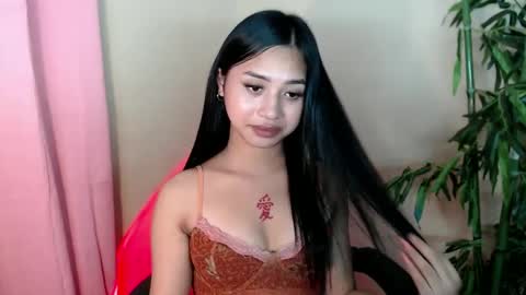 Snapshot of devine_goddessx chatting on 30, 1, 2025 Devine Greyson online show from 30, 1, 2025