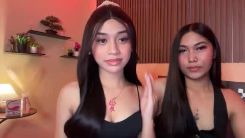 Snapshot of devine_goddessx chatting on 29, 9, 2025 Devine Greyson online show from 29, 9, 2025