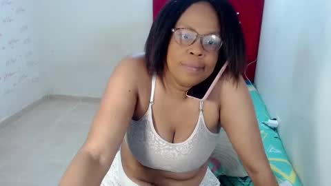 Devora.. online show from 15, 4, 2026