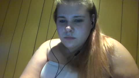 Snapshot of devykitten2018 chatting on 1, 2, 2025 devykitten online show from 1, 2, 2025