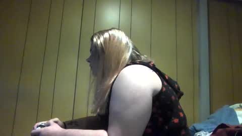 Snapshot of devykitten2018 chatting on 2, 2, 2025 devykitten online show from 2, 2, 2025