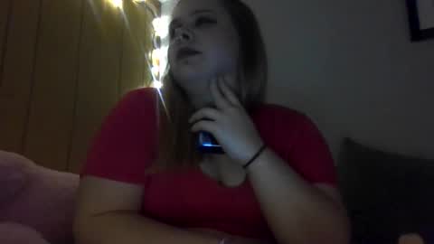 Snapshot of devykitten2018 chatting on 18, 2, 2025 devykitten online show from 18, 2, 2025