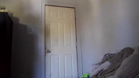 Snapshot of devykitten2018 chatting on 27, 10, 2025 devykitten online show from 27, 10, 2025