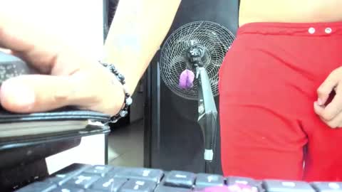 thumb up me please its important online show from 8, 2, 2026