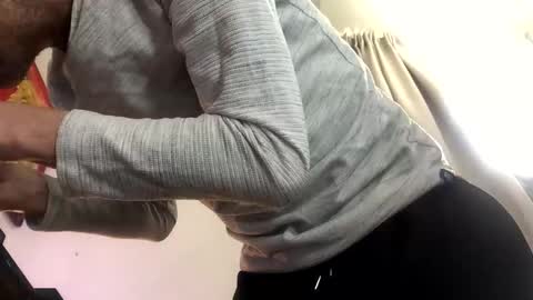 deyanxl37 online show from 28, 4, 2026