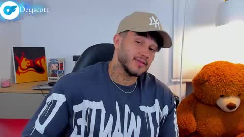 Snapshot of deymon_scott chatting on 8, 3, 2025 JULIAN online show from 8, 3, 2025