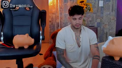 Snapshot of deymon_scott chatting on 20, 9, 2025 JULIAN online show from 20, 9, 2025