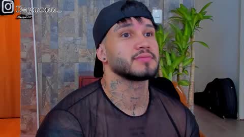 Snapshot of deymon_scott chatting on 31, 10, 2025 JULIAN online show from 31, 10, 2025