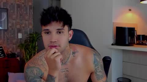 Snapshot of deymon_scott chatting on 1, 12, 2025 JULIAN online show from 1, 12, 2025