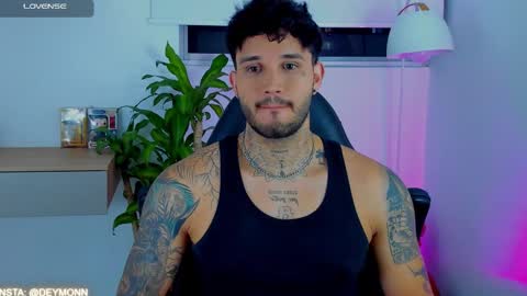 Snapshot of deymon_scott chatting on 15, 1, 2026 JULIAN online show from 15, 1, 2026