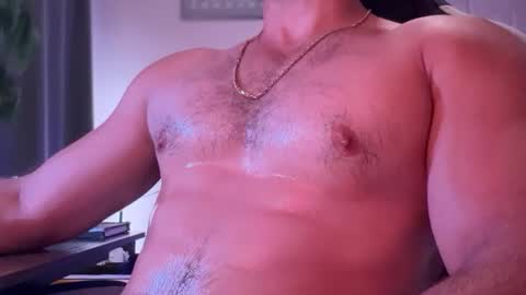 dezzydee1one online show from 10, 5, 2026