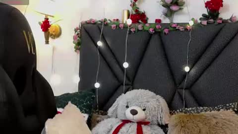 Snapshot of dharanisnisha chatting on 19, 6, 2026 dharanisnisha online show from 19, 6, 2026