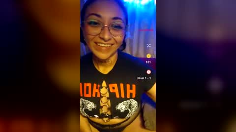 Snapshot of dharleny chatting on 7, 8, 2026 dharleny online show from 7, 8, 2026