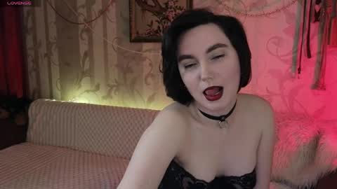 Diana Di Honey online show from 5, 5, 2026