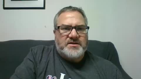 Snapshot of diamond_couple_82 chatting on 9, 2, 2025 diamond_couple_82 online show from 9, 2, 2025