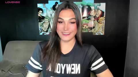 Snapshot of diamond_foxy chatting on 13, 11, 2025 Wency online show from 13, 11, 2025