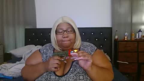 diamondbbwqueen online show from 26, 4, 2026
