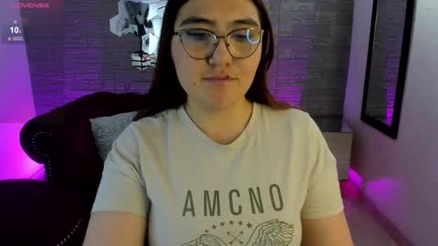 Snapshot of diamondfox_m chatting on 17, 11, 2025 Your Diamond online show from 17, 11, 2025