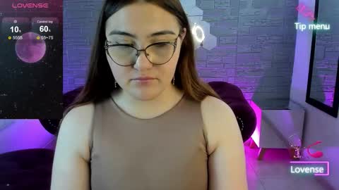 Snapshot of diamondfox_m chatting on 19, 12, 2025 Your Diamond online show from 19, 12, 2025