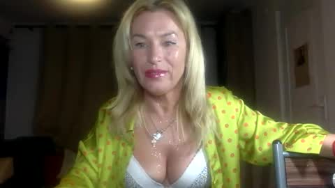 diana583578 online show from 19, 3, 2026