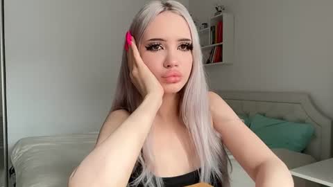Snapshot of dianadesire_ chatting on 14, 6, 2026 Diana online show from 14, 6, 2026