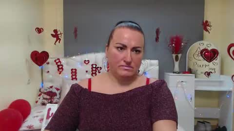 Snapshot of dianamgg chatting on 5, 2, 2026 Diana online show from 5, 2, 2026