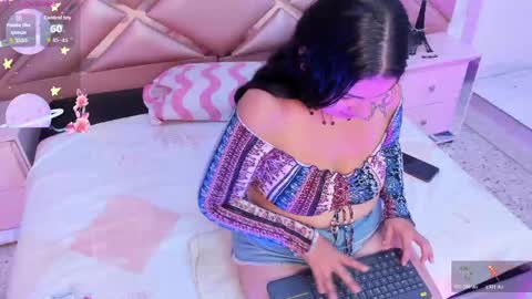Snapshot of dianasheren chatting on 24, 4, 2026 dianasheren online show from 24, 4, 2026