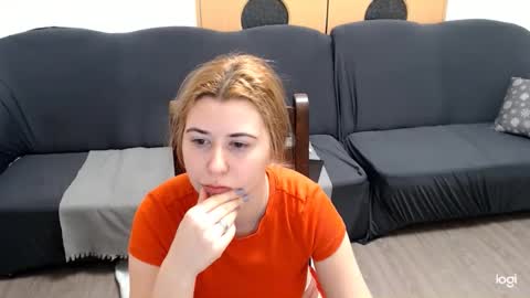 dianasmiey7 online show from 13, 1, 2025