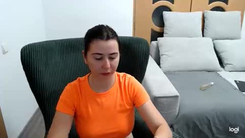 dianasmiey7 online show from 6, 11, 2025
