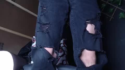 DICAPRIO online show from 10, 9, 2025