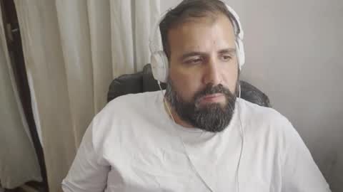 Snapshot of dicristalino chatting on 15, 12, 2025 Cristian Dipolino online show from 15, 12, 2025